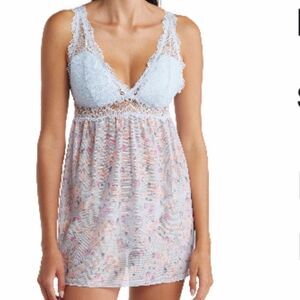 NWT Jessica Simpson triangle nightie & Thong set M​